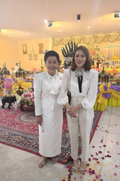 ร่วมงานพิธีการ